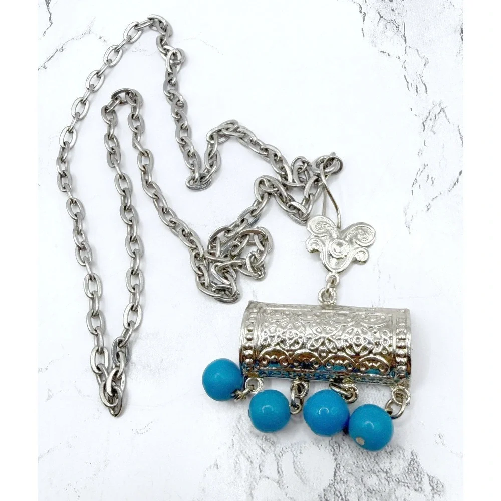Silver Tone Turquoise Color‎ Bead Pendant Necklace 24